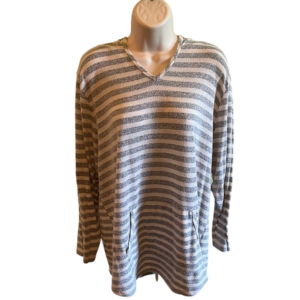 Croft & Barrow Womens Plus 2X Gray  White Striped V-Neck Hooded Pullover Sweater